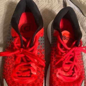 Pureflow brooks tennis shoes